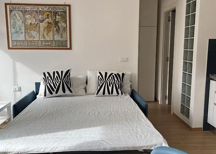 Little Blue Apartment *